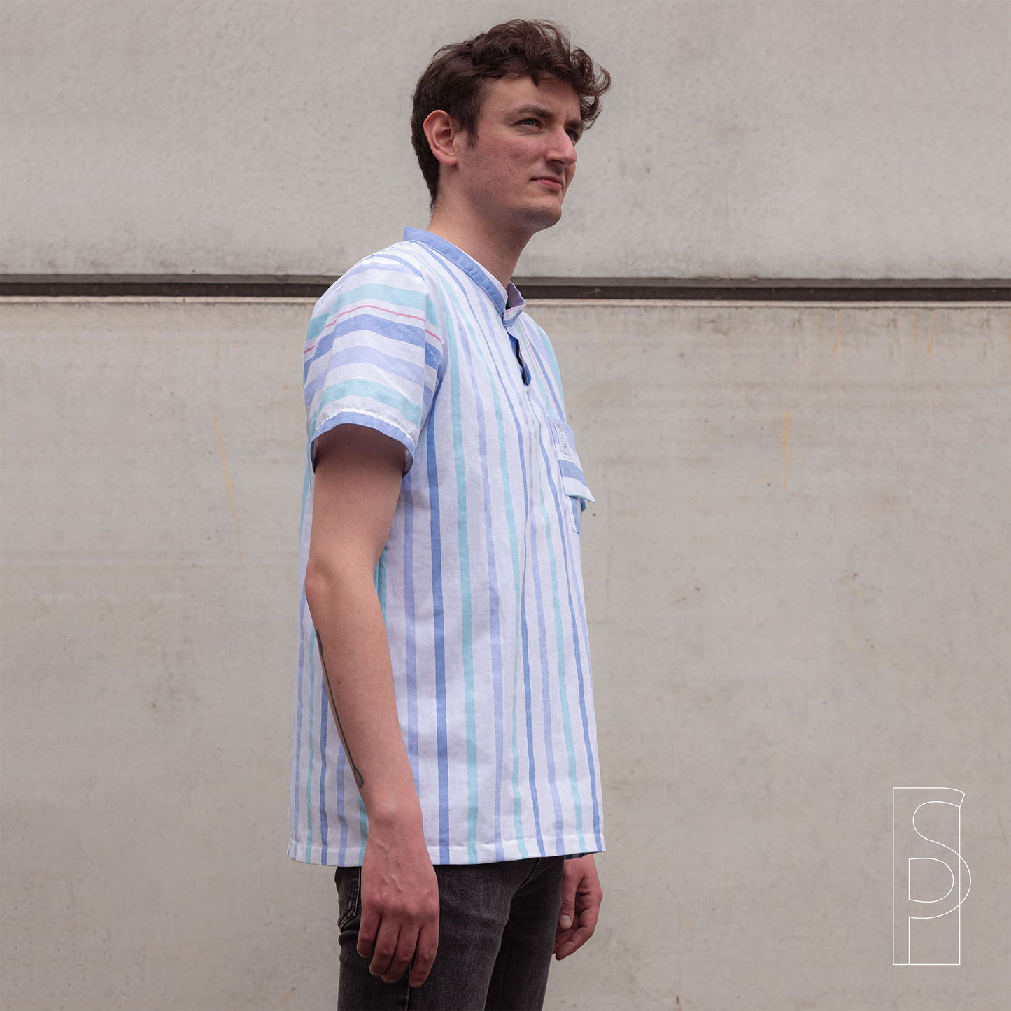 Unisex Tshirt Wolfi